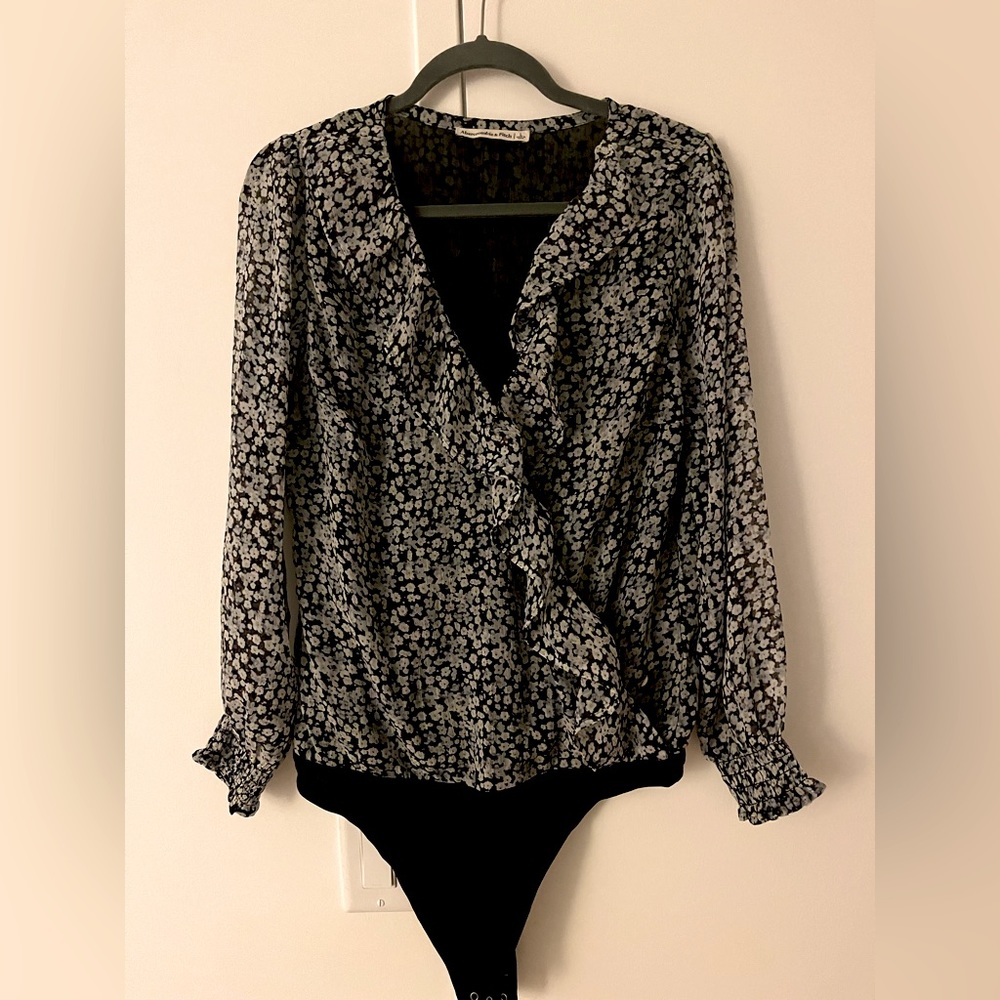 Abercrombie floral bodysuit